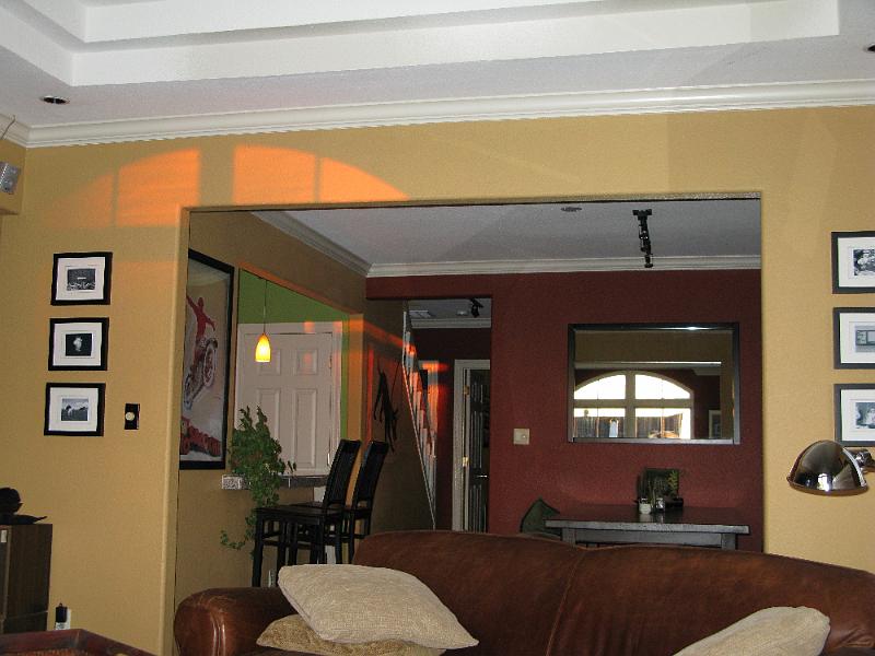 IMG_0955.JPG - The shadow of the center of the window supports is the inside reference point.