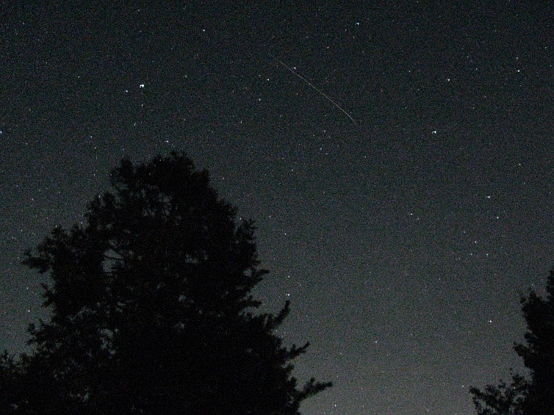 IMG_1187.JPG - Satellite track