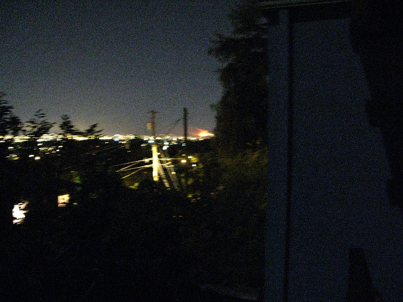 IMG_1327.JPG - But then I was wondering what Oakland neighborhood would be that far west of me and still have a hill.