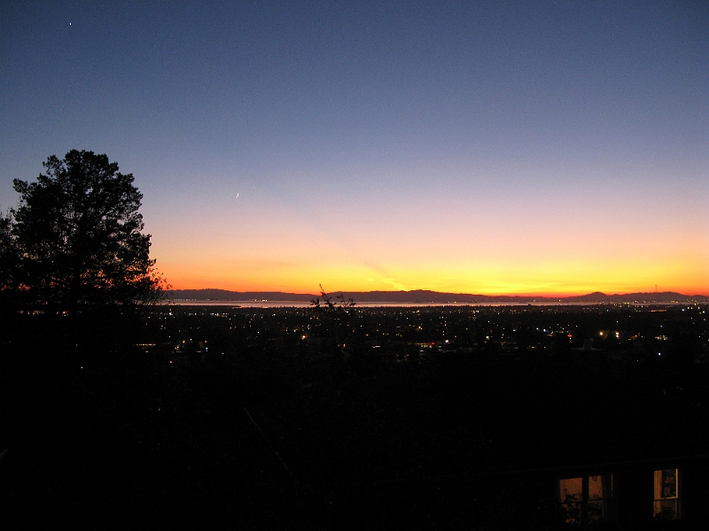IMG_1812.JPG - Oops. Chopped off Jupiter. Shadow effect was fading as I worked fast to get the whole shot.
