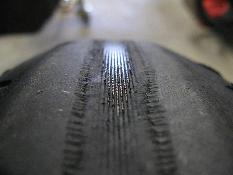 IMG_2061.JPG - Macro fun with the rear tire.