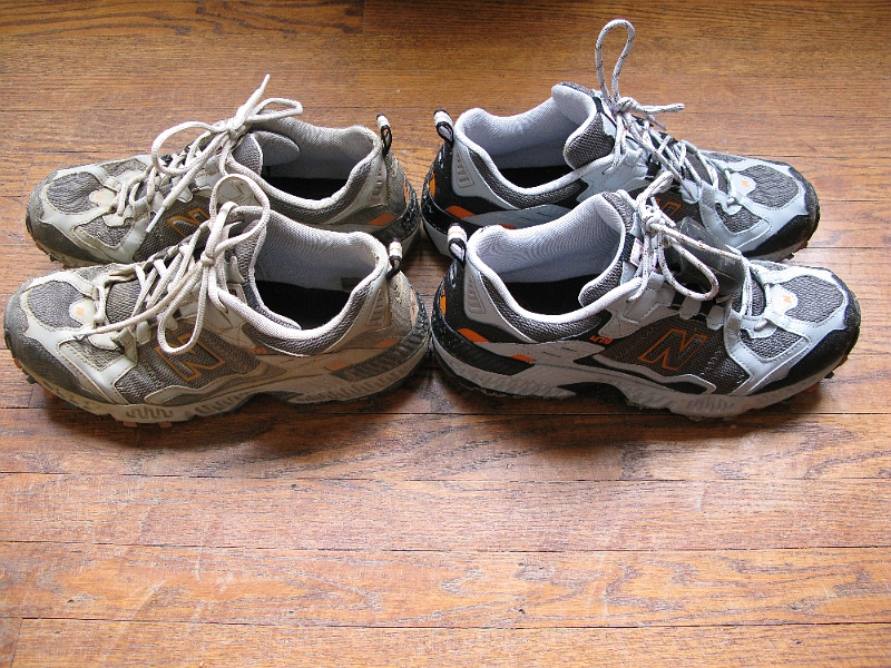 IMG_2686.JPG - New ones are 1/2 size bigger. Runner's schnitzel effect still causing my feet to "grow."