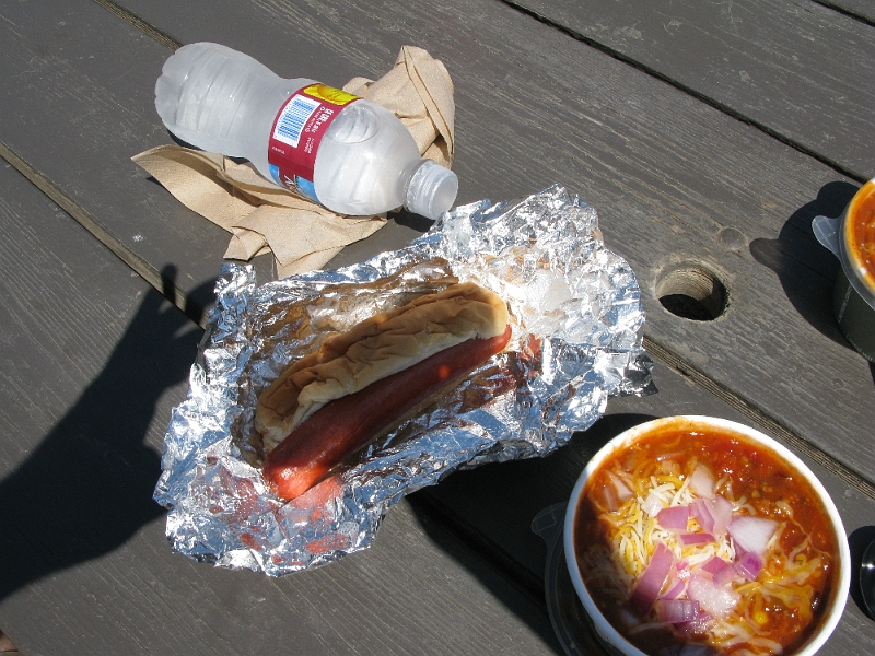 IMG_0311.JPG - Lunch. 5 stars after a long walk.