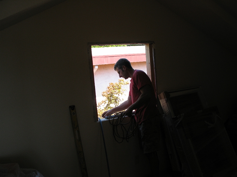 IMG_0377.JPG - Pretty much this window is only for a cross breeze.