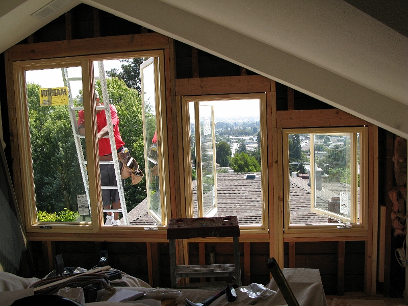 IMG_0380.JPG - Windows in.
