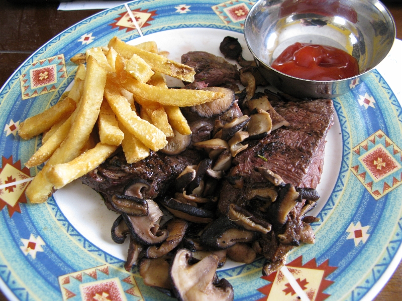 IMG_0442.JPG - Working at home can sometimes make for a good lunch of leftovers.