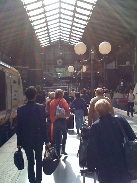IMG_0020.jpg - Gare du Nord. Into the deep end.