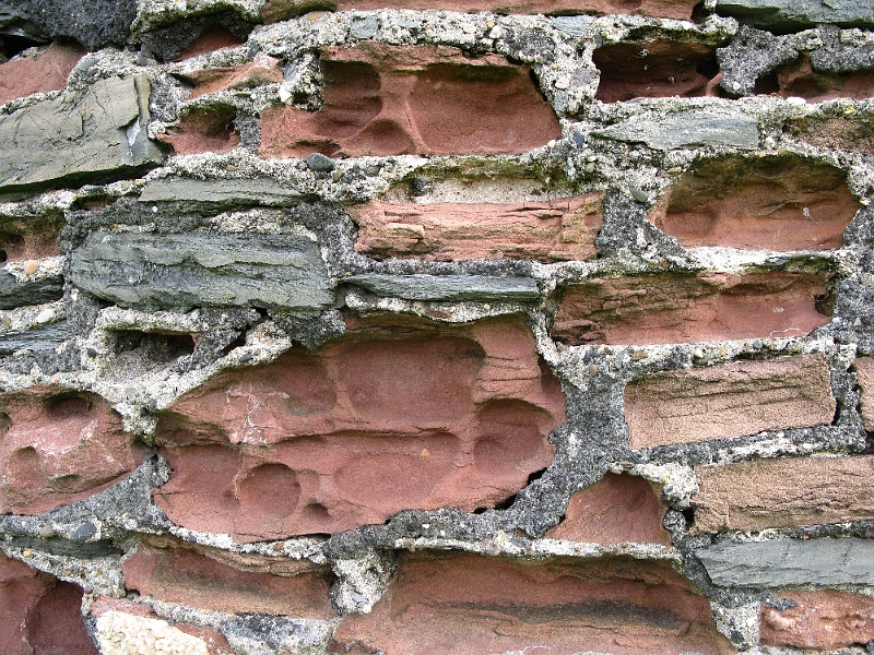 IMG_0863.JPG - The red stone doesn't weather as well as the other stuff. Make a note of it.