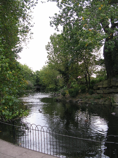 IMG_0968.JPG - St. Stephen's green.