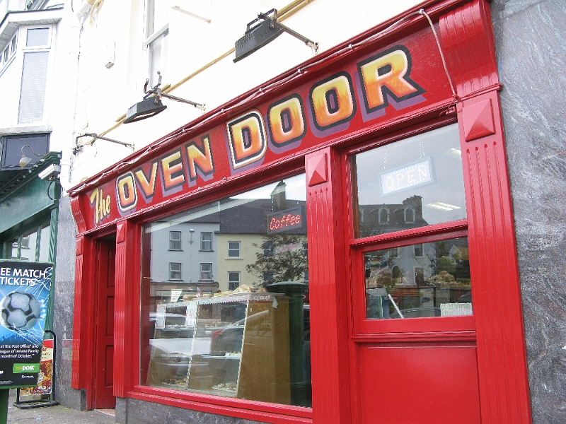 IMG_1051.JPG - This place caught my eye on the way in.