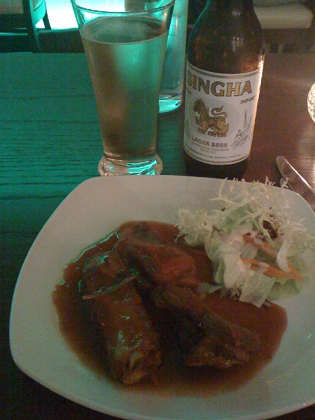 IMG_0069.jpg - Back for some good Thai. Last night in town so have to end it on a good note.
