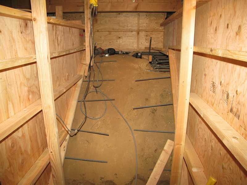 IMG_1271.JPG - Stair area.