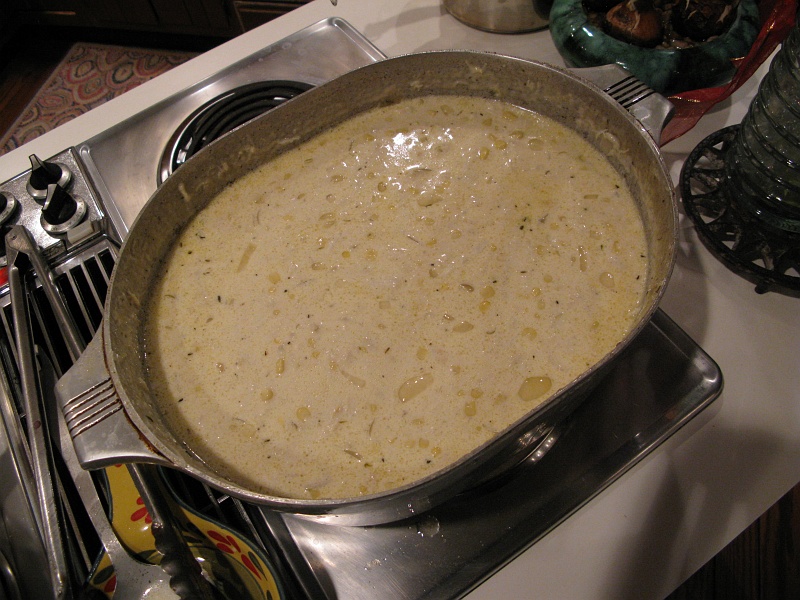 IMG_1441.JPG - Crab and corn chowder. A lot of it.