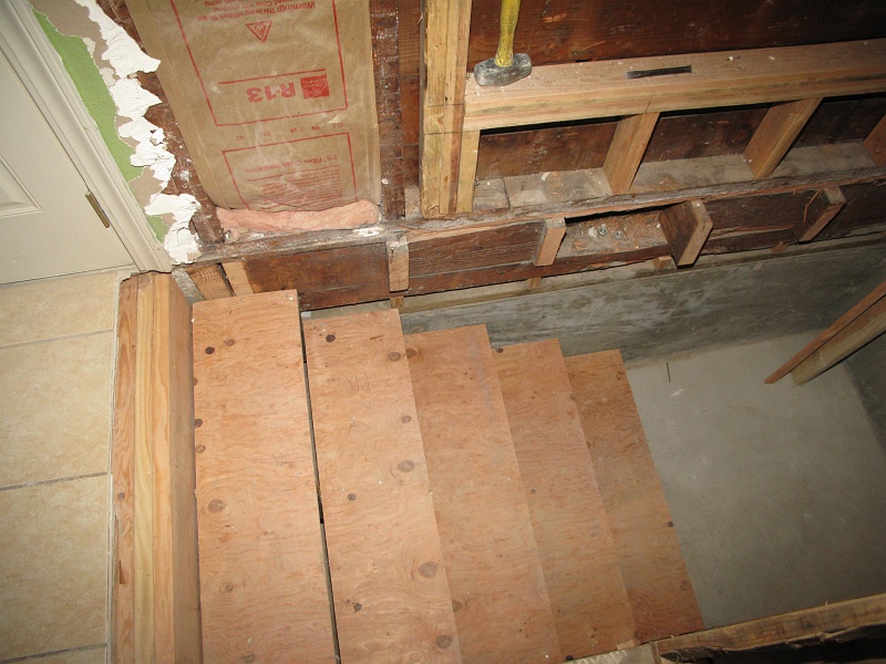 IMG_1776.JPG - Shows how they line up with the side door. Bullnose and tile still to be added later.