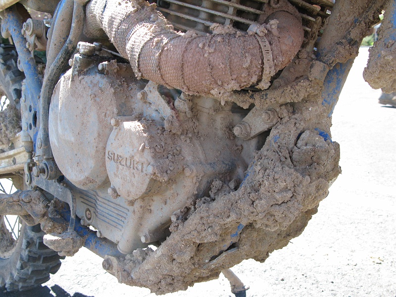 IMG_1856.JPG - Dirt. Bike. Yep.