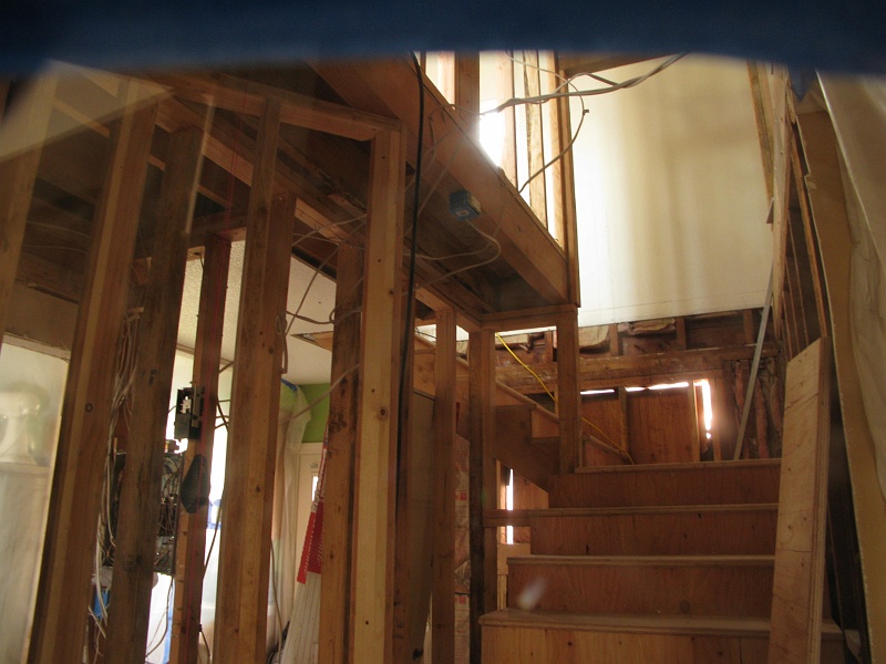 IMG_1879.JPG - Showing top of the angled wall.