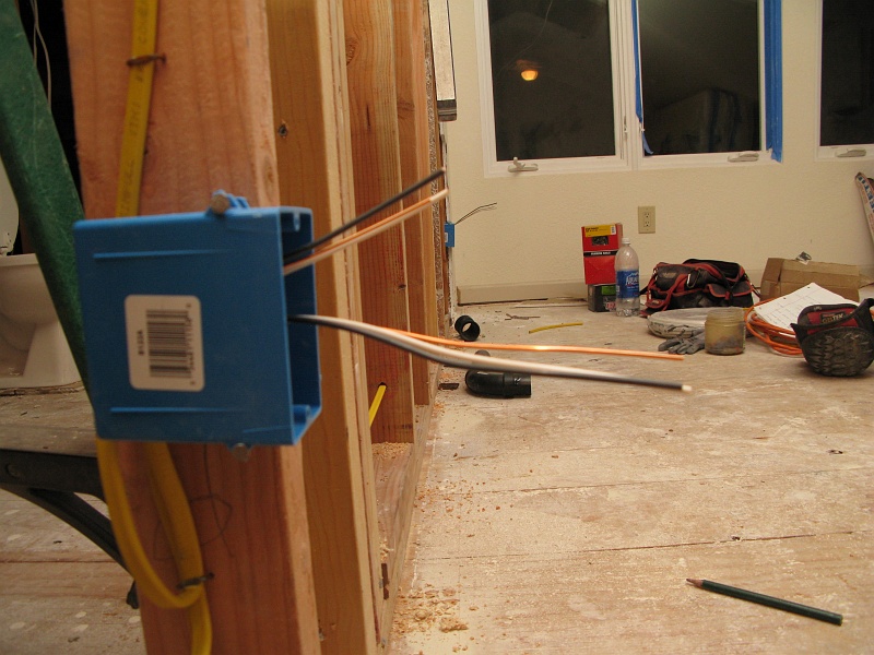 IMG_1928.JPG - New outlets.