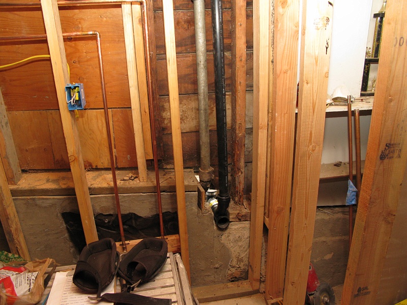 IMG_2012.JPG - Drain tie-in to the sewer lateral.