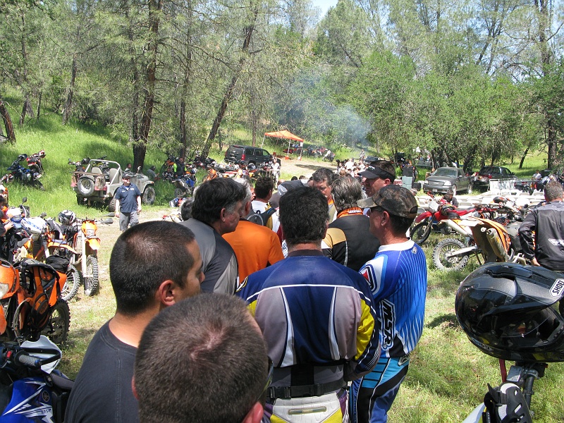 IMG_2259.JPG - Lunch line panorama pic 3