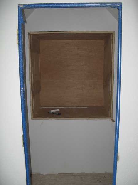 IMG_2516.JPG - Extra closet storage.