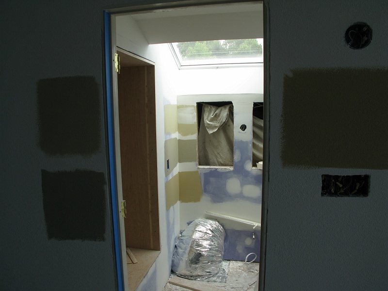 IMG_2519.JPG - Gave the guy a hard time about putting plaster over the top of the sample.