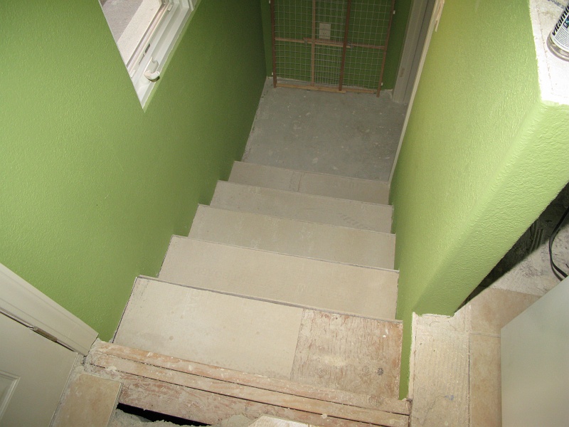 IMG_2693.JPG - Putting down a base layer for the tile.