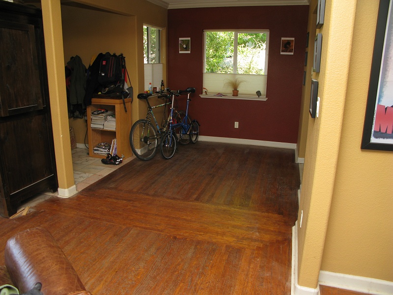 IMG_2800.JPG - Lots of empty space now. Bikes will be stashed at the last minute.