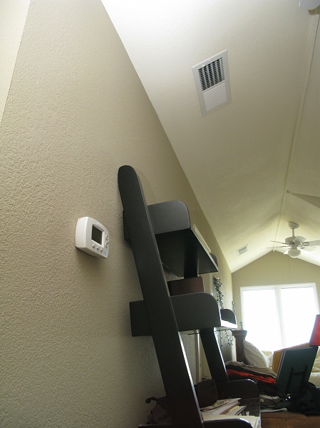 IMG_2897.JPG - And here's the thermostat too.