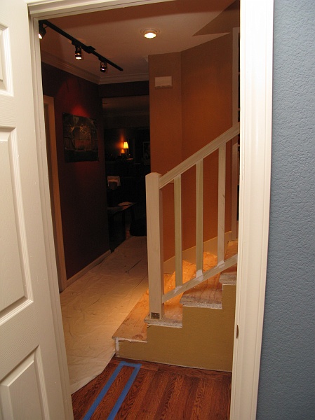 IMG_2901.JPG - Doesn't block the visibility out of the guest room.