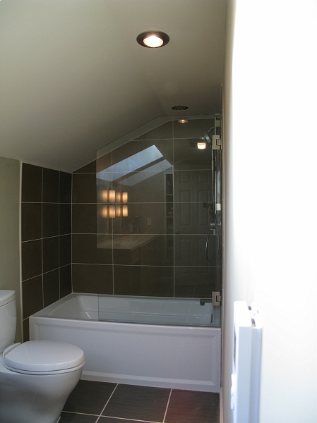 IMG_3099.JPG - Glass door installed.