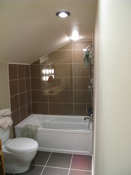 IMG_3107.JPG - You may note the bathroom is being used regularly now.