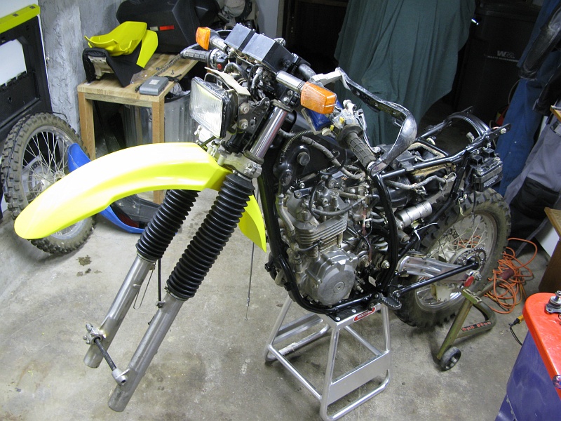 IMG_3524.JPG - Threaded the wiring through the frame.