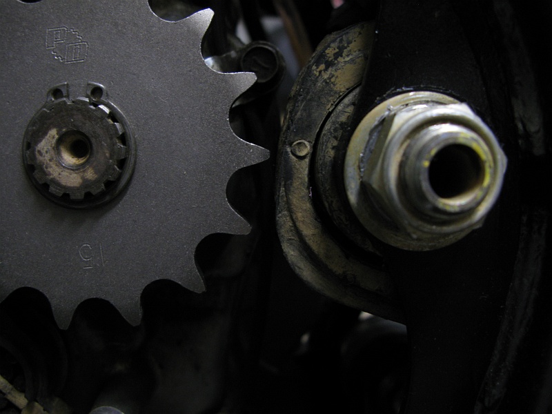 IMG_3539.JPG - Lots of free room there. Could probably go one more tooth over stock. And man, that sprocket was way too hard to get onto the output shaft.