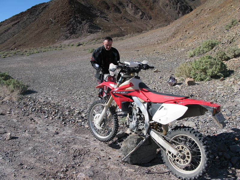 IMG_3621.JPG - Cause of loss of control was quickly identified. The front tire was flat.