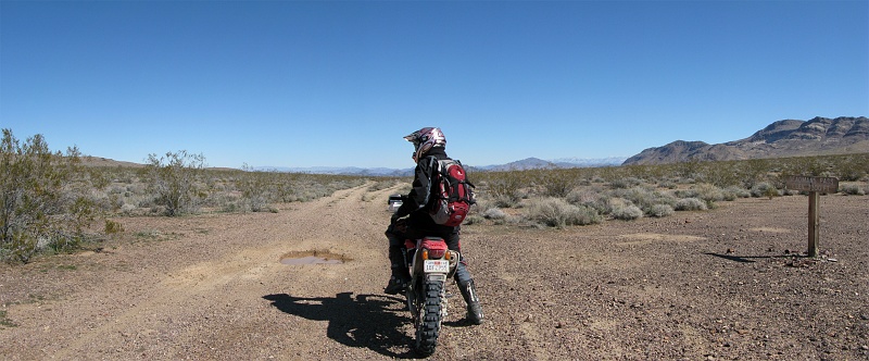 deadman_pass.jpg - Coming over Deadman Pass. ~3500 feet.
