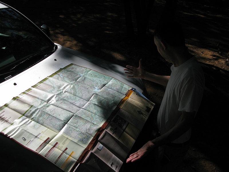 IMG_3876.JPG - Checking out the OHV map. Since this is a disorganized ride, we try and read the map as little as possible.