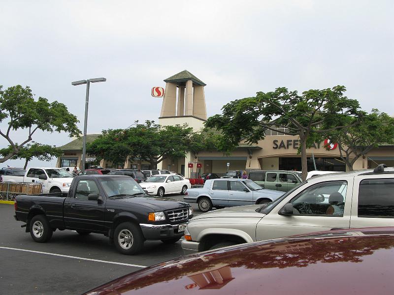 IMG_2116.JPG - Drove to Kona for provisions. Got a spicy lunch at Panda Express. Kinda sad when that is the risk-taking end of the spectrum.