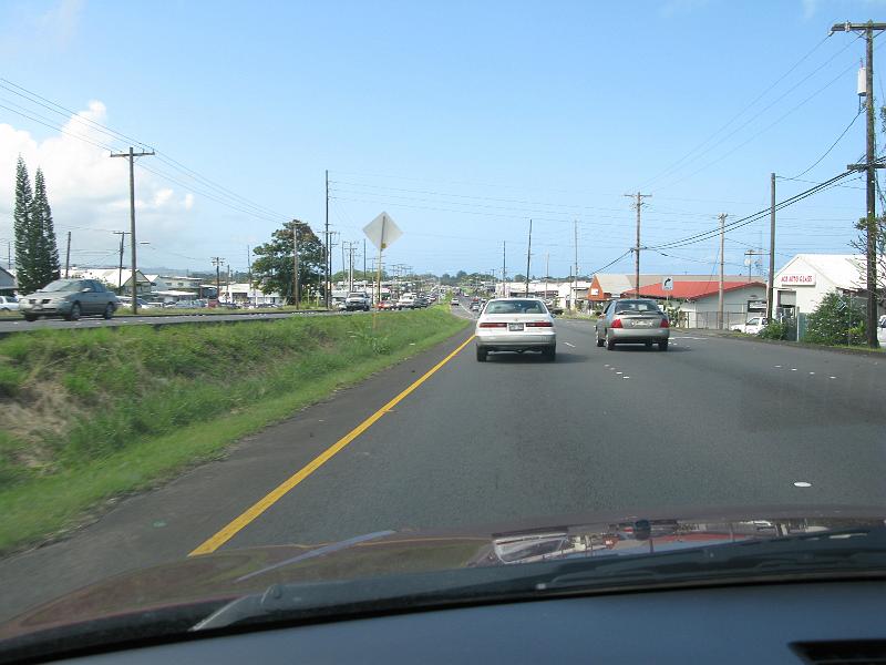IMG_2330.JPG - Hilo would look at home in the Bay area (South Bay) no problem. Not really what you want to see if you are on vaca to get away from it all.