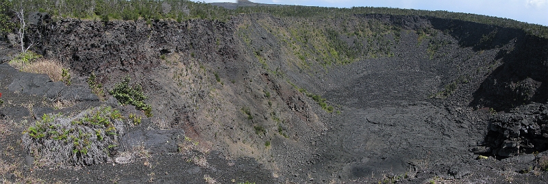 pauahi_crater_stitch.jpg - One of the many viewpoints along Chain of Craters road.