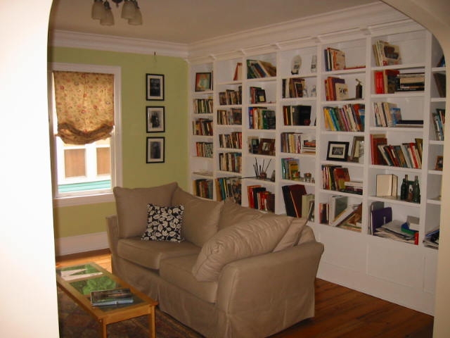 Residential-CustomHomes-170virginia-Bookshelf.jpg - More presentable work.