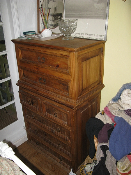 IMG_2047.JPG - Some dressers a friend has that she may be willing to barter/sell.